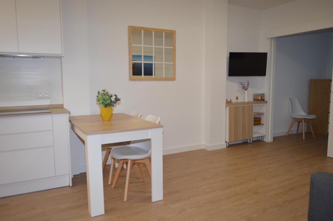 Floridos Playa Piso Reformado De 2 Habitaciones A 50M De La Playa La Cala Del Moral エクステリア 写真